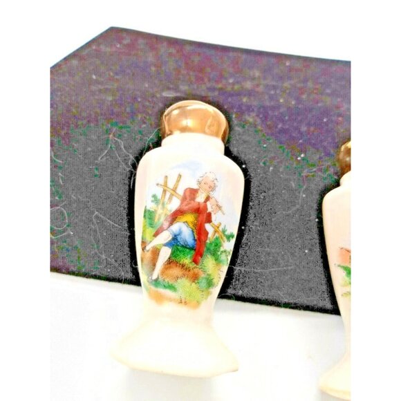 Vintage Greenfield Village Salt & Pepper Set - Hand Painted - Picture 3 of 7